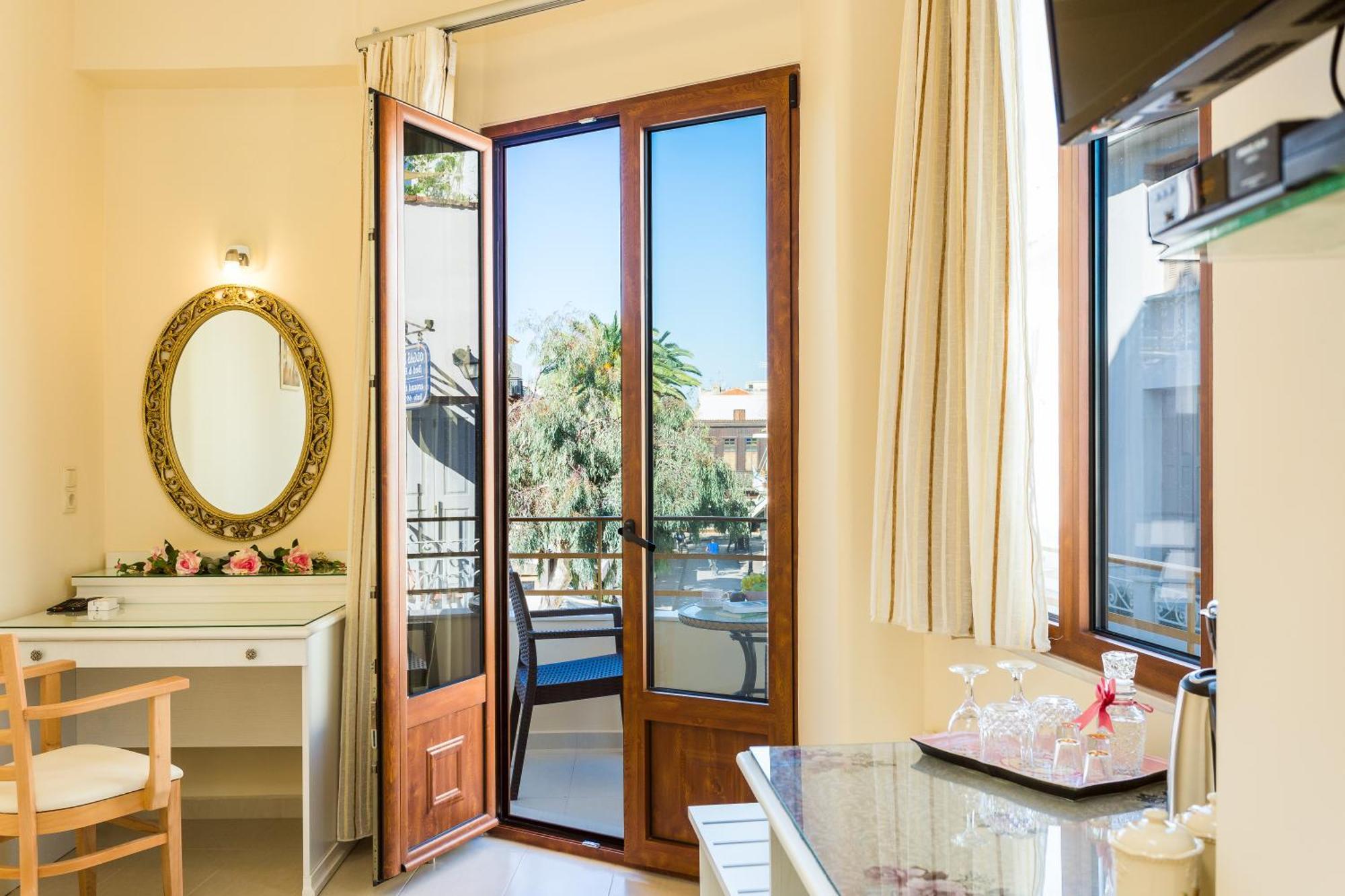 Polyxenia Suites Rethymno  Ngoại thất bức ảnh