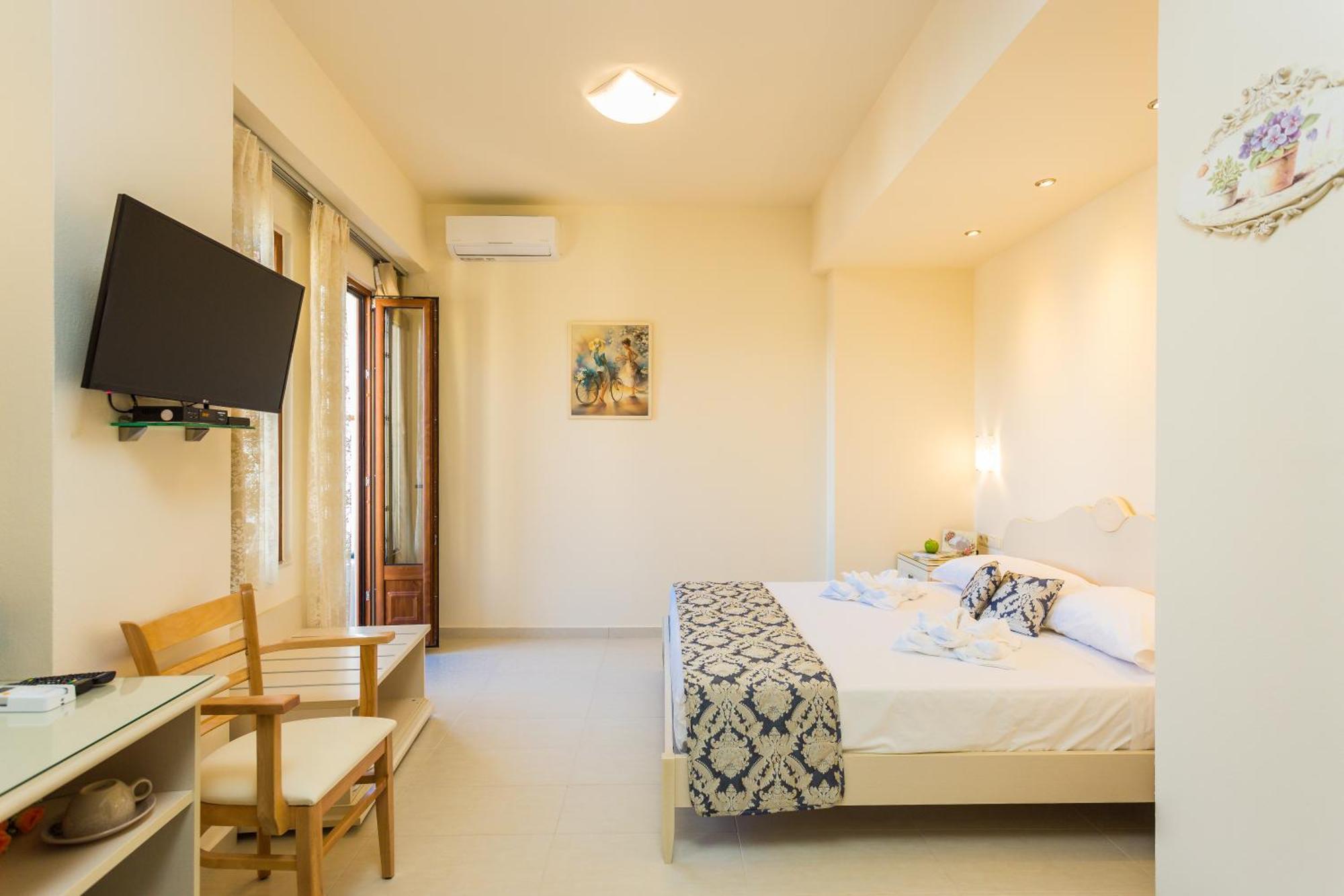 Polyxenia Suites Rethymno  Ngoại thất bức ảnh